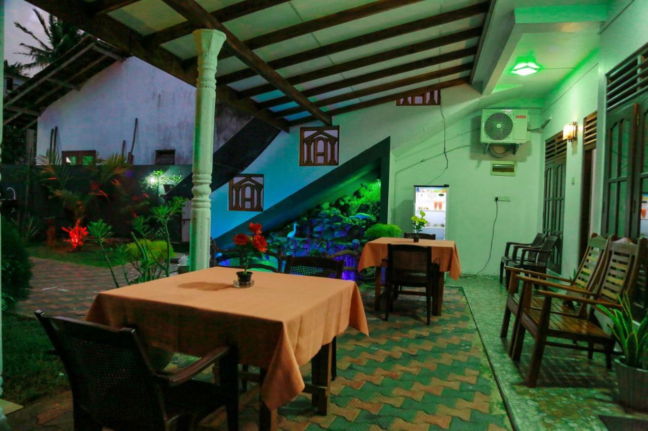Sanda Hiru Guest Mirissa Exterior photo